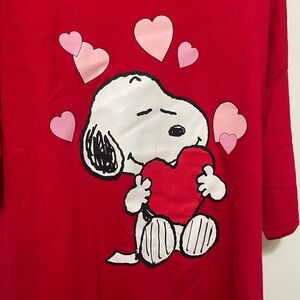 Red Snoopy Heart Graphic T-Shirt